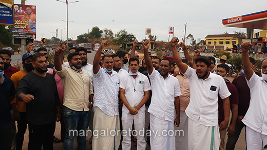 Mangalore Today Latest Main News Of Mangalore Udupi Page Long Queue Of Vehicles At Talapady 