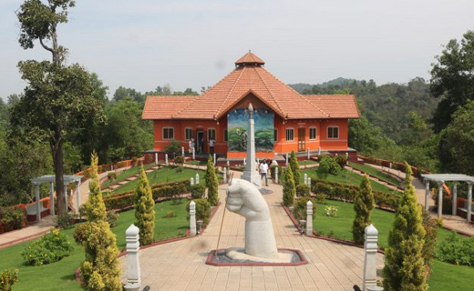 Bharat Mata Mandira in Puttur