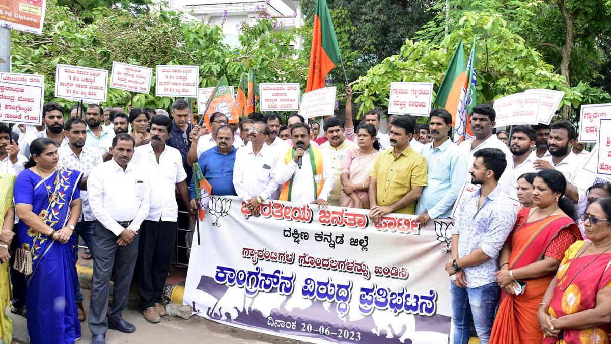 Mangalore Today Latest Main News Of Mangalore Udupi Page Bjp Protests Against Confusion