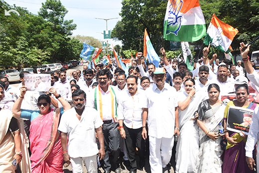 Congress protest turns violent