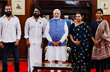 PM Modi meets Kannada actors, Former Cricketers for dinner in Bengaluru