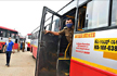 Karnataka temporarily stops bus service to Maharashtra over border row