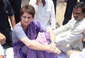 Priyanka Gandhi detained at Varanasi on the way to Sonbhadra