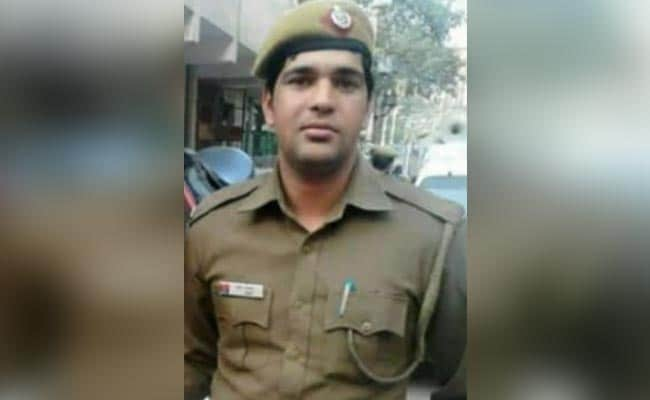 Hospital allegedly refused Delhi cop, another said self-isolate. He died