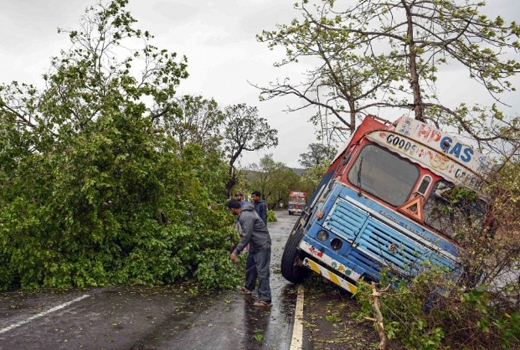 4 killed by Cyclone Nisarga, Mumbai to get heavy rain as storm turns into depression