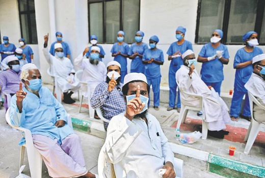 Tablighi Jamaat members break Ramadan fast to donate plasma for COVID-19 patients