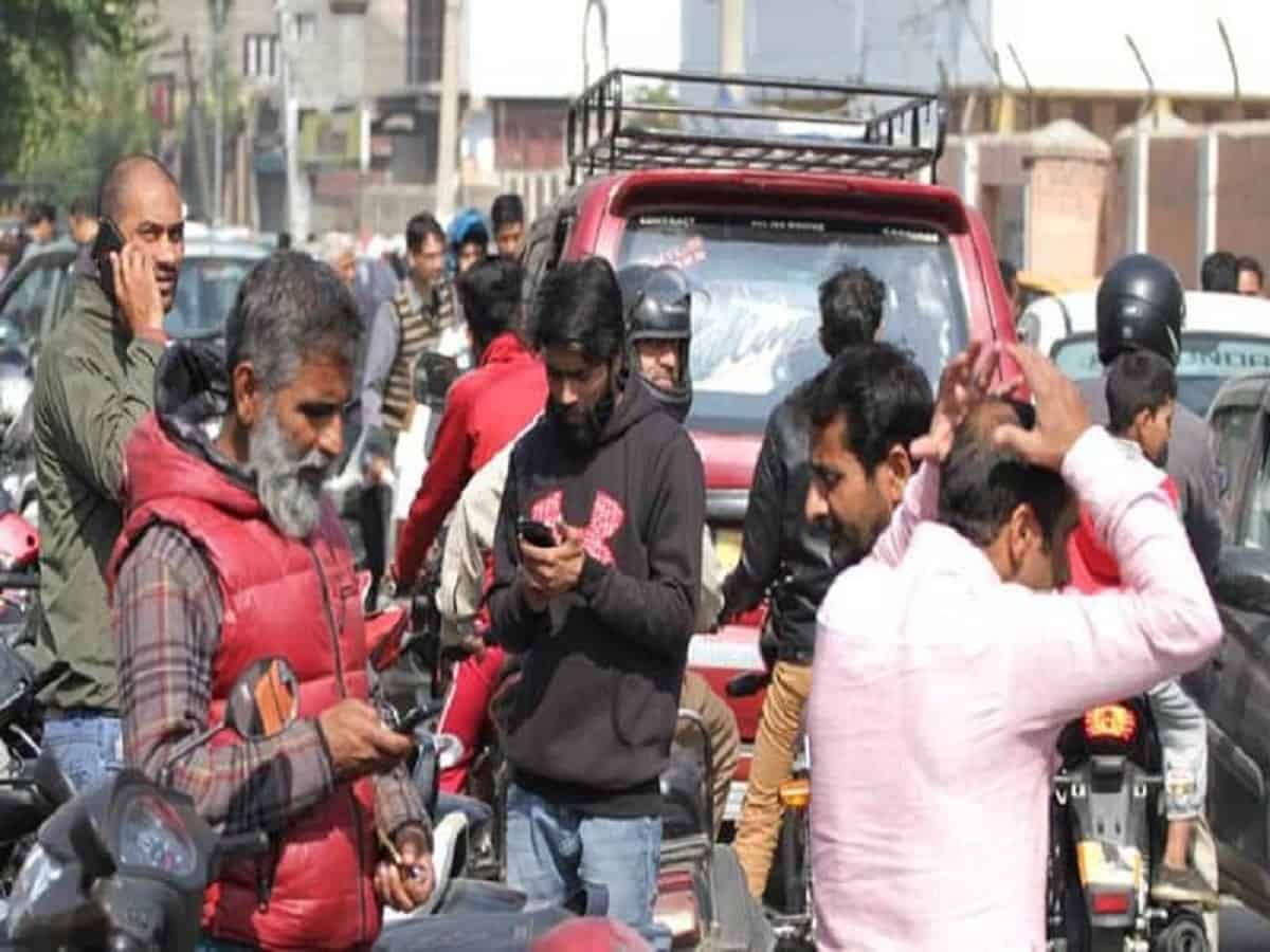 Voice calls, SMS to be restored on prepaid mobiles across J&K