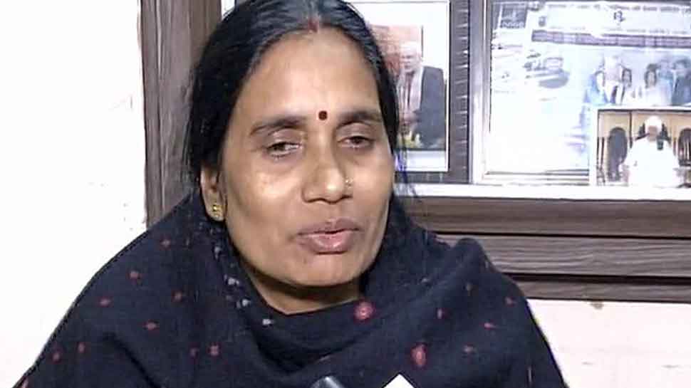 Hopes shattered but will continue fight till convicts are hanged: Nirbhaya’s mother