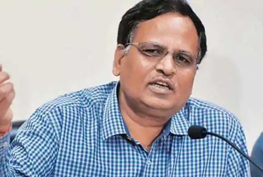 Delhi health minister Satyendar Jain admitted to hospital  with Covid-19 symptoms