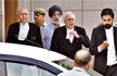 Chidambarams plea for relief in SC today; Singhvi, Sibal prep strategy