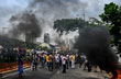 Sri Lanka economic crisis:8 dead in violent protests amid curfew, politicians homes set afire