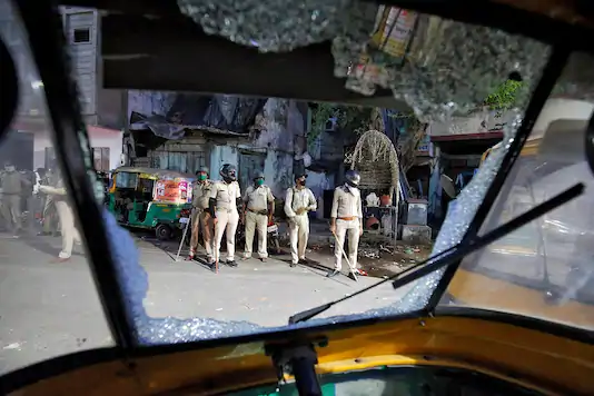 Police spray tear gas as residents pelt stones in Ahmedabad after stricter Coronavirus lockdown