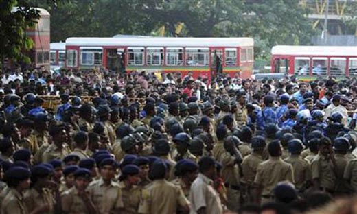 Bal Thakerey-funeral4