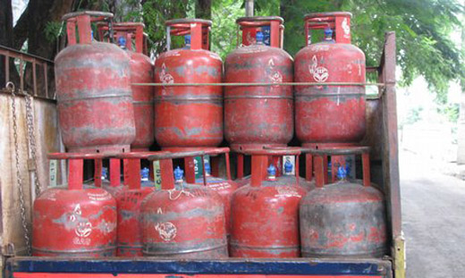 LPG cylinder-10 a yr