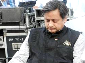 Shashi-Tharoor...