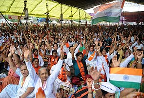 crowd at ramlila