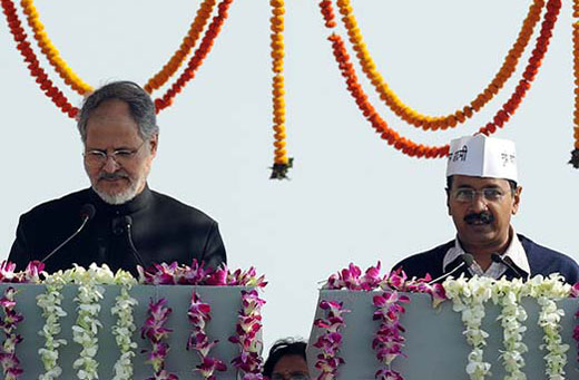 kejriwal-swearing in-Delhi CM