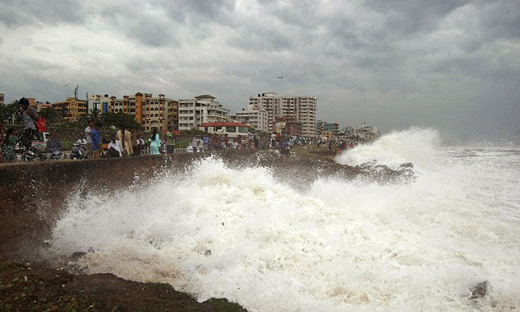 phailin-cyclone-oct 13-4