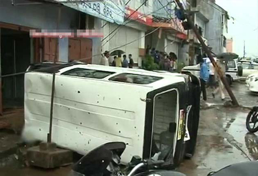 phailin-cyclone-oct 13-3