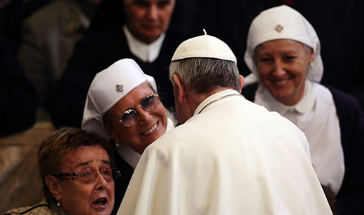 pope-and-nuns